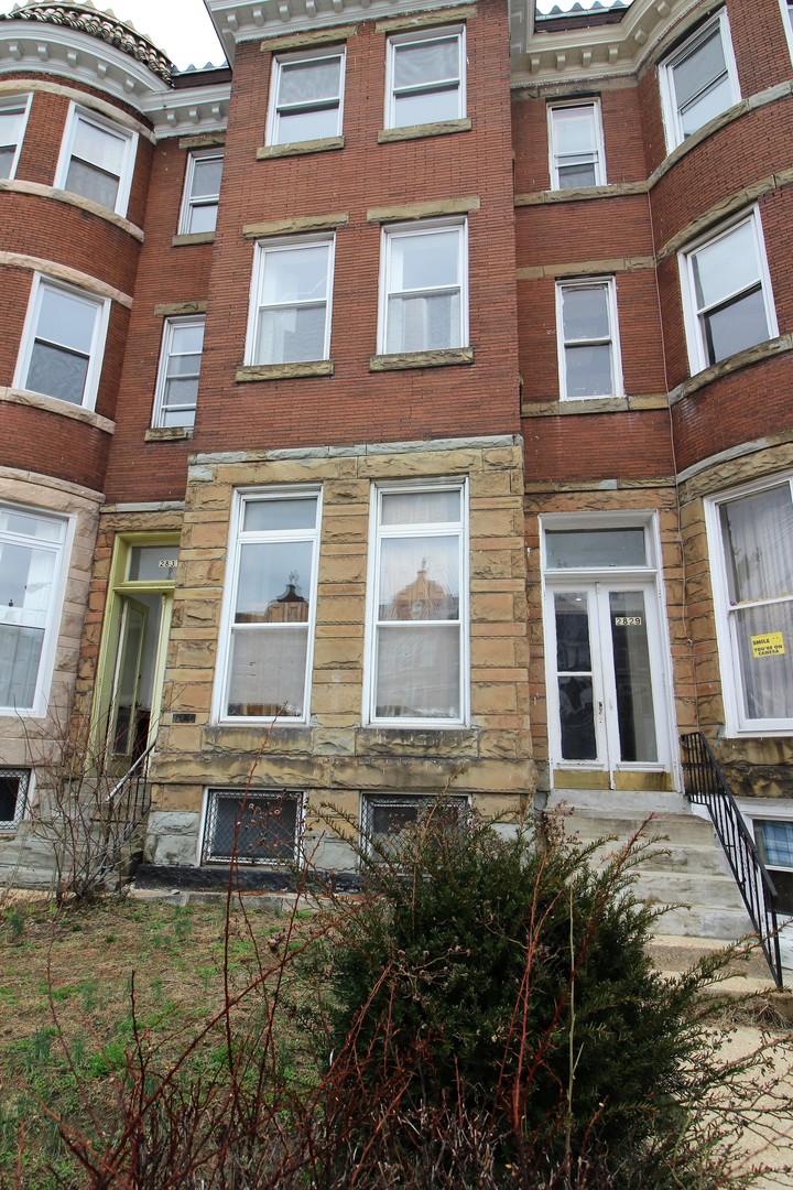 Baltimore Apartment: 2829 St. Paul St