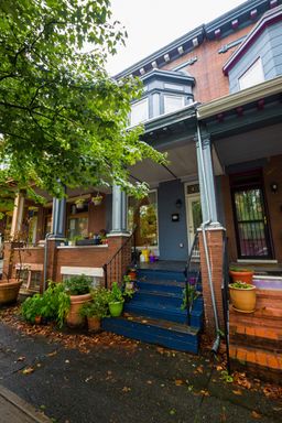 NOT AVAILABLE FOR RENT! JHU off-campus Superbly Updated Charles Village 3bd/1.5ba CAC, OSP & more! – photo 1