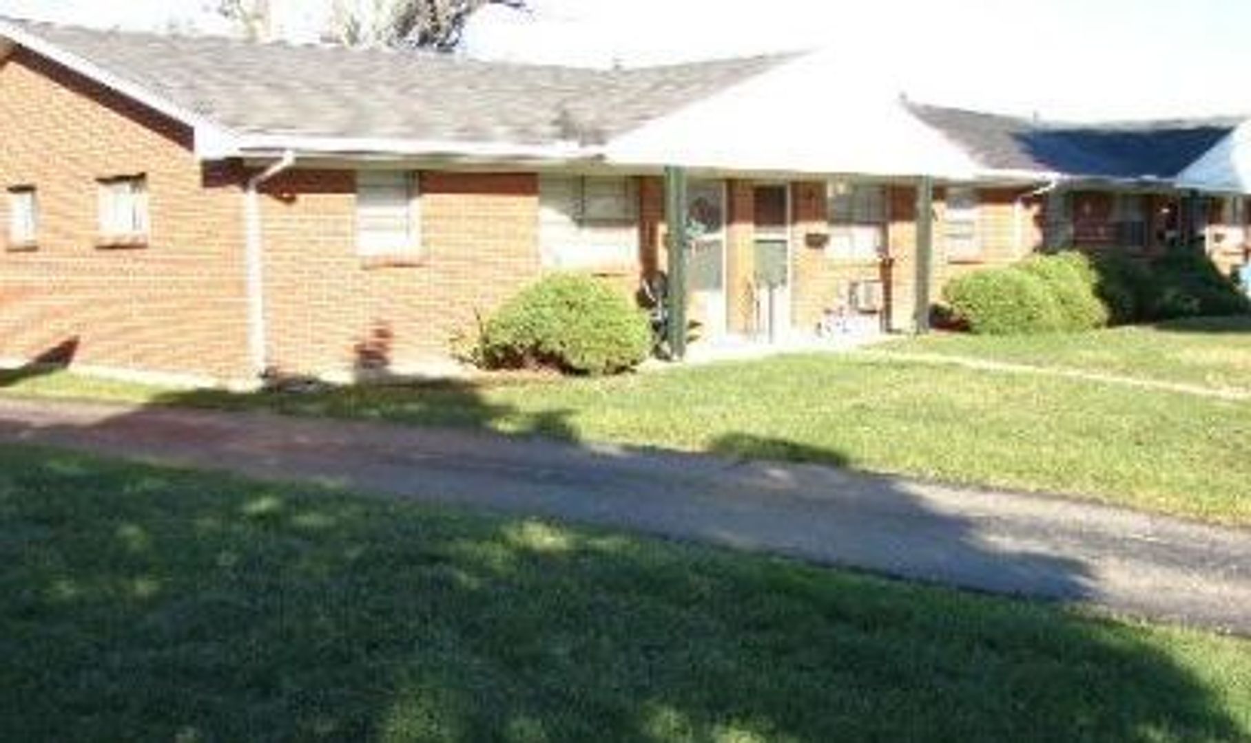 Miamisburg Apartment: 1237 Uhlwood Dr