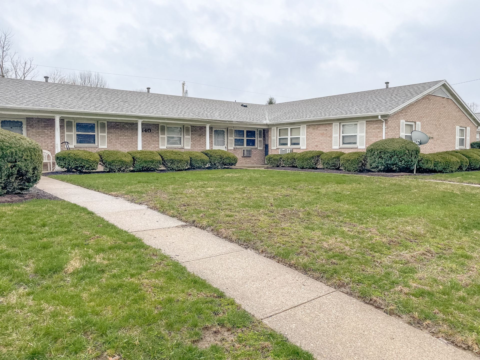 West Carrollton Apartment: 1140 Bishop Drive, Apt C