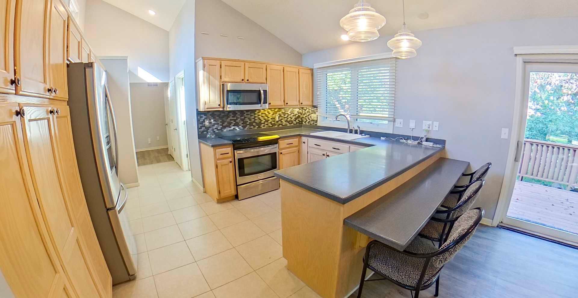 Manhattan House: 1920 Little Kitten Ave