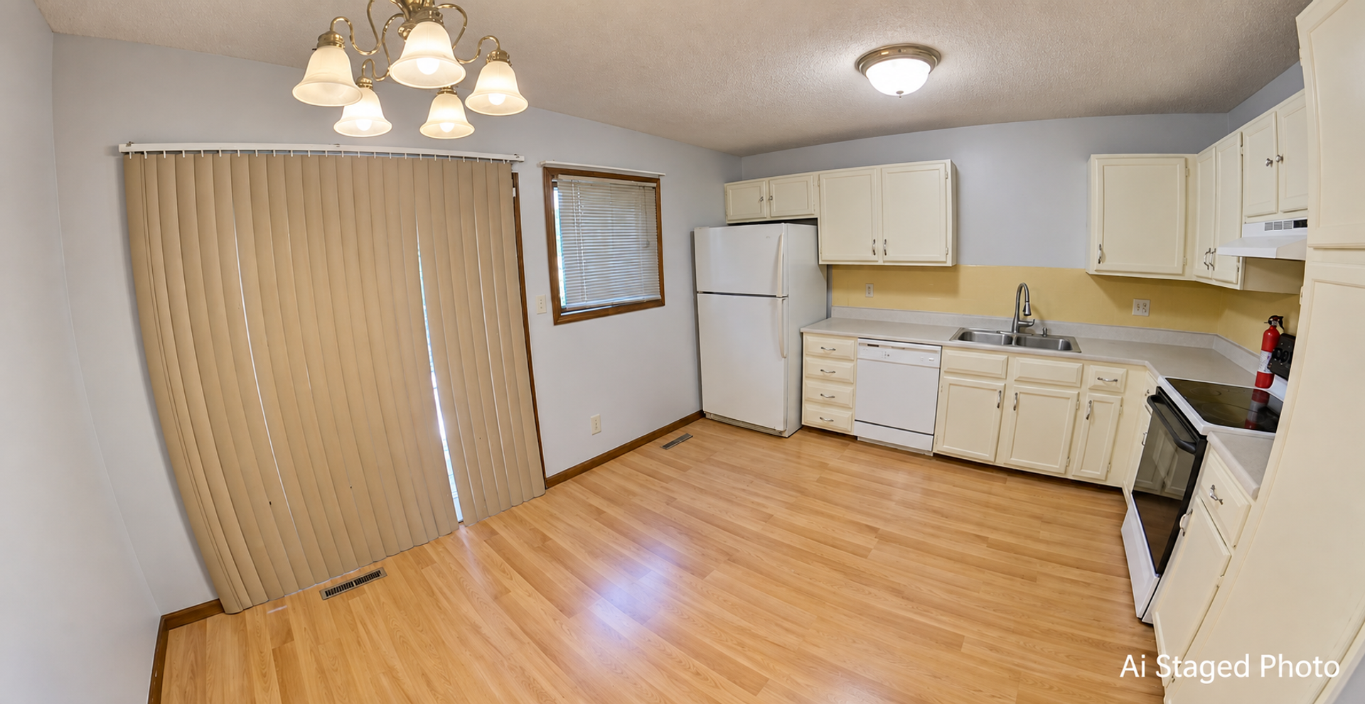 Manhattan House: 2041 Shirley Ln