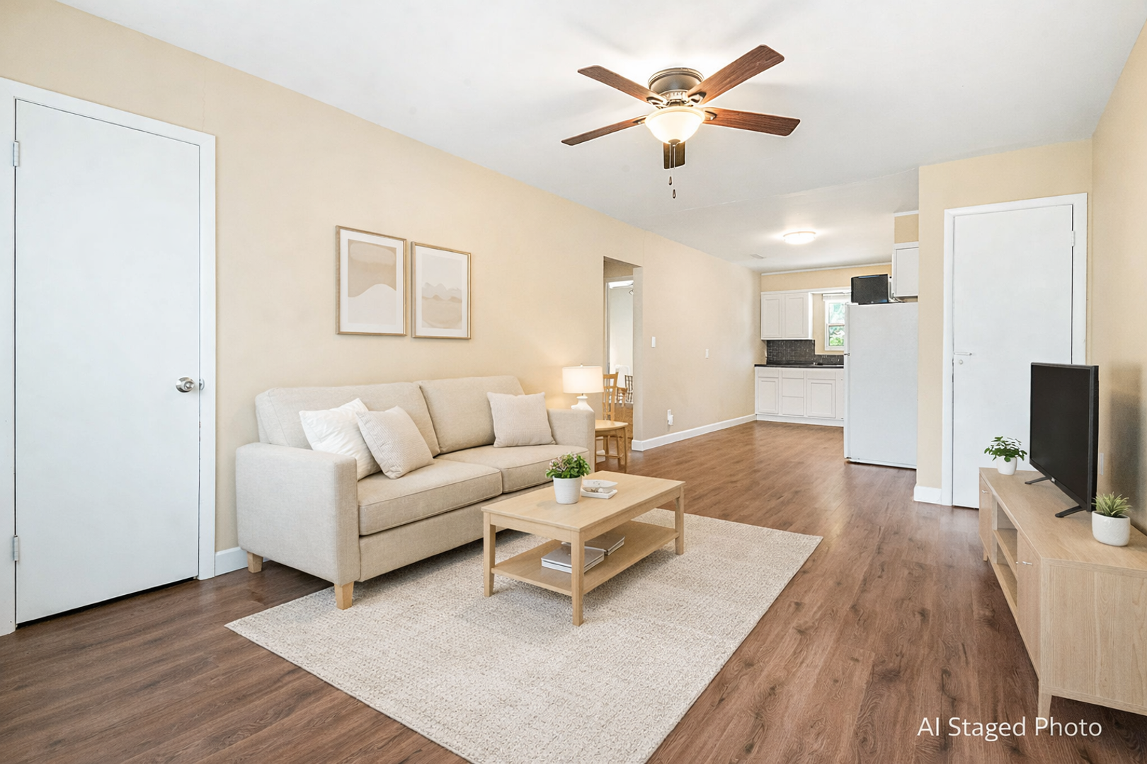 Manhattan Apartment: 405 N 10th St.