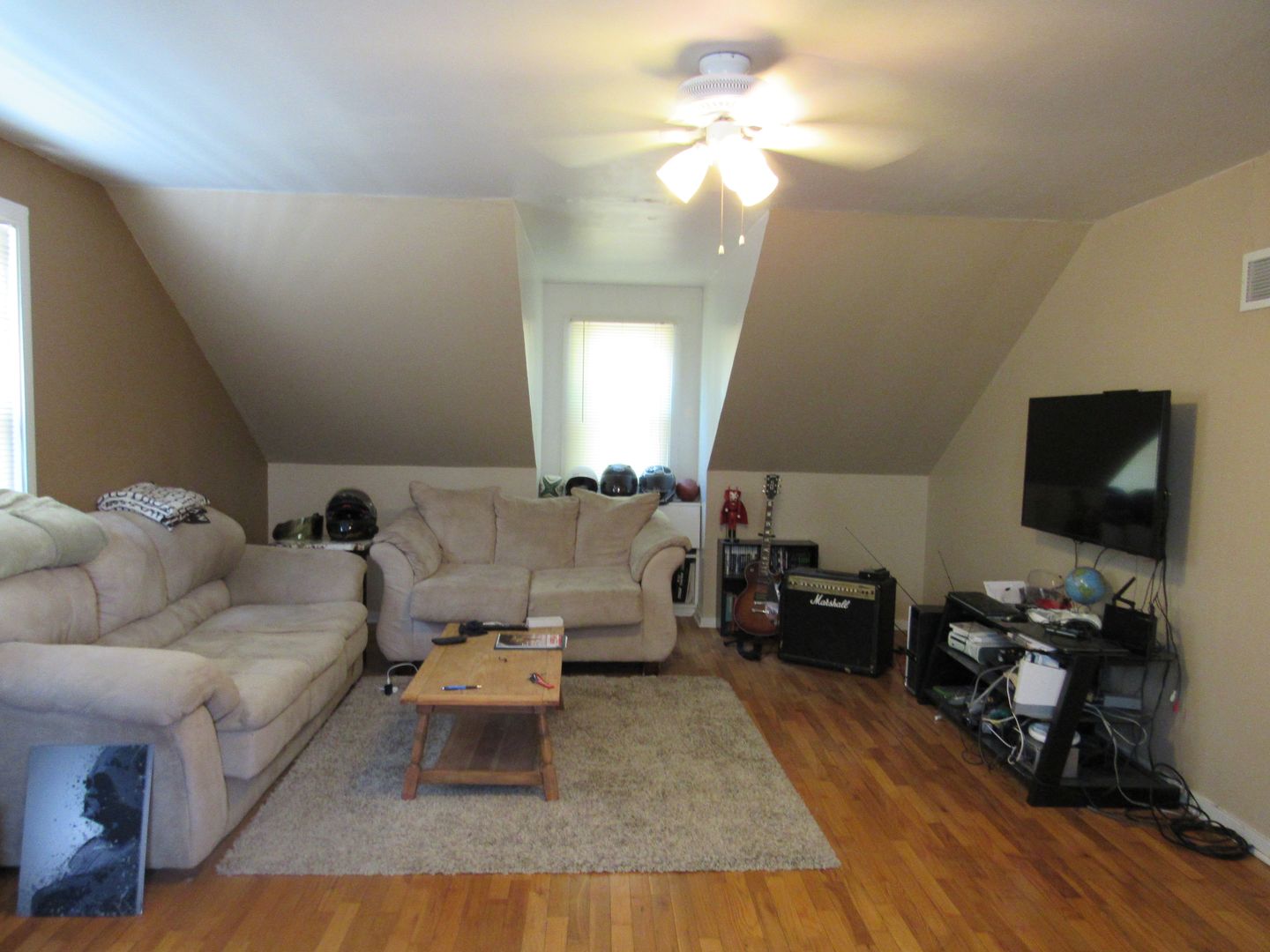 Manhattan Apartment: 709 Bluemont