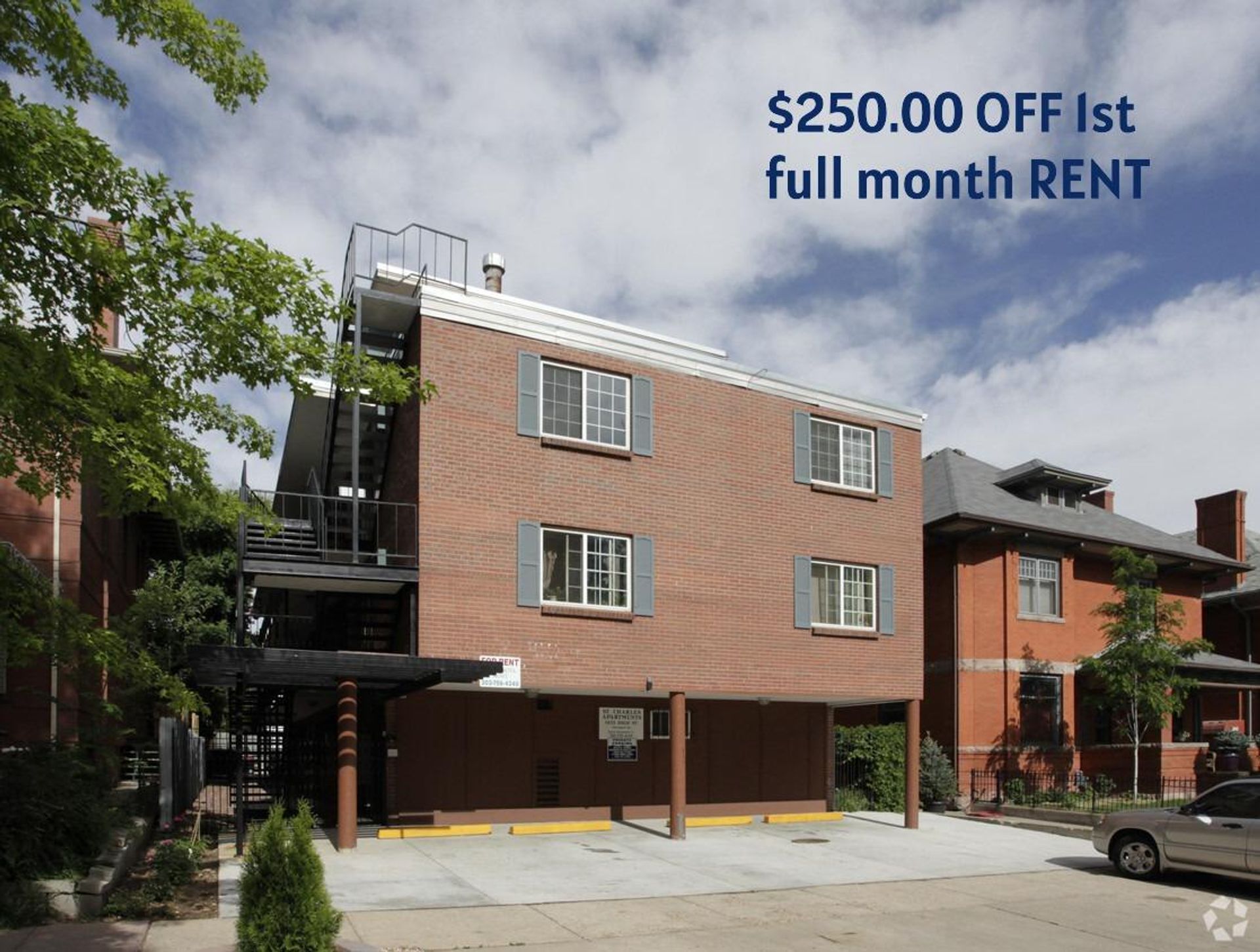 1455 N High St St Charles Apartments