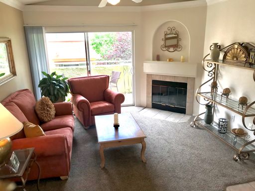 2 Bedroom/2 Bathroom Unit Available – photo 1