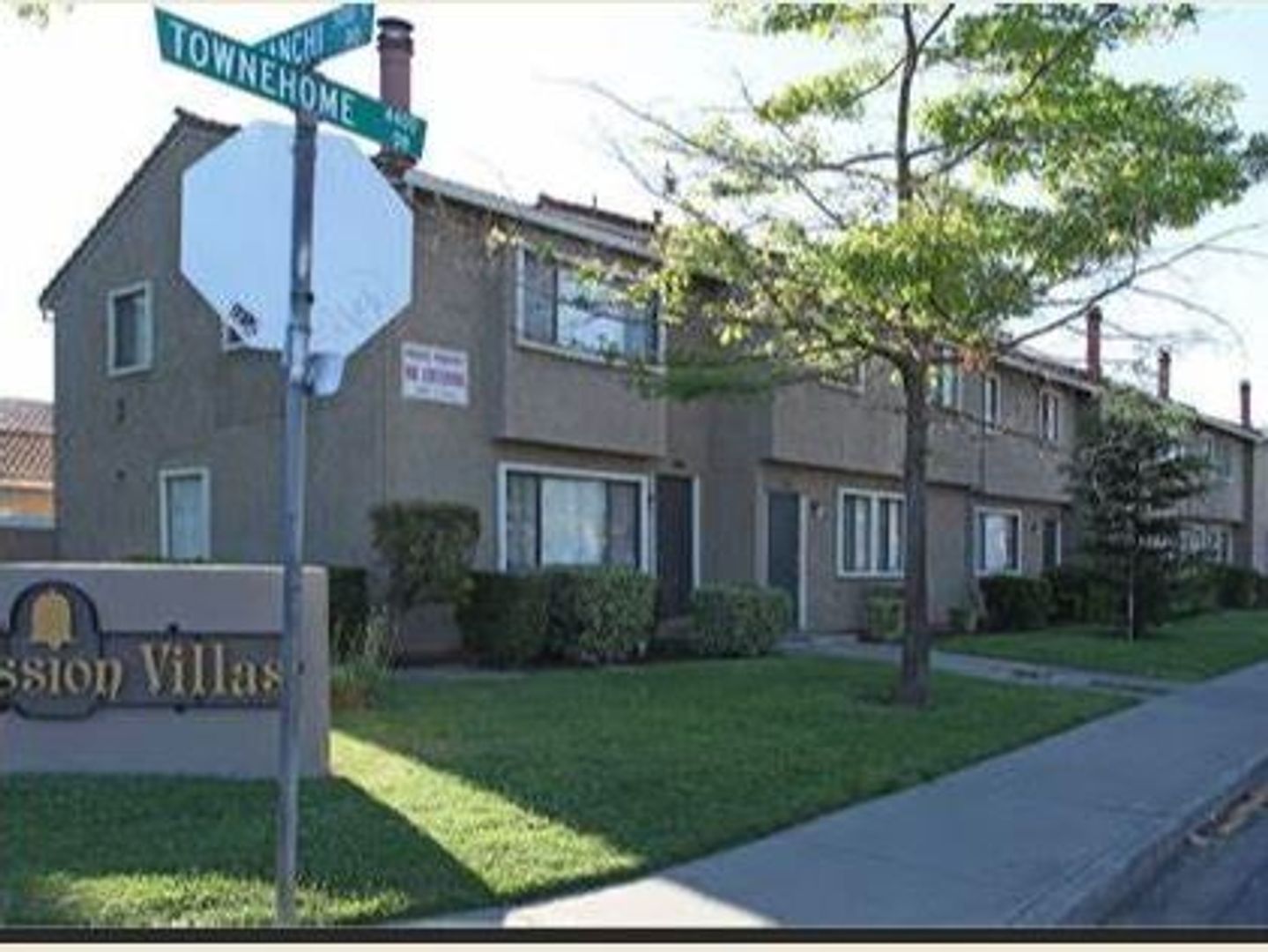 Stockton Apartment: 632 Salem Way