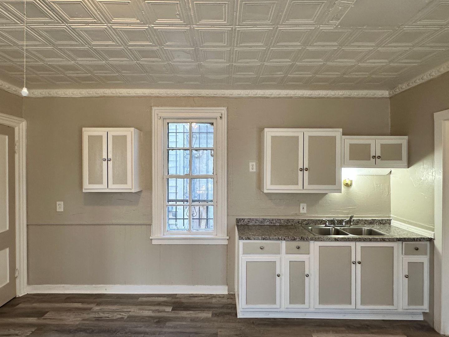 Buffalo House: 31 Pershing Ave - 1