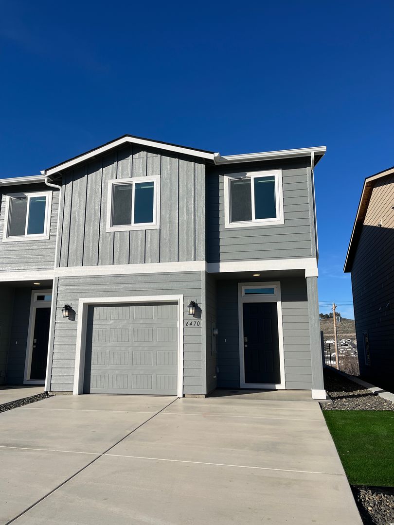 Kennewick Townhome: 6470 W 36th Pl