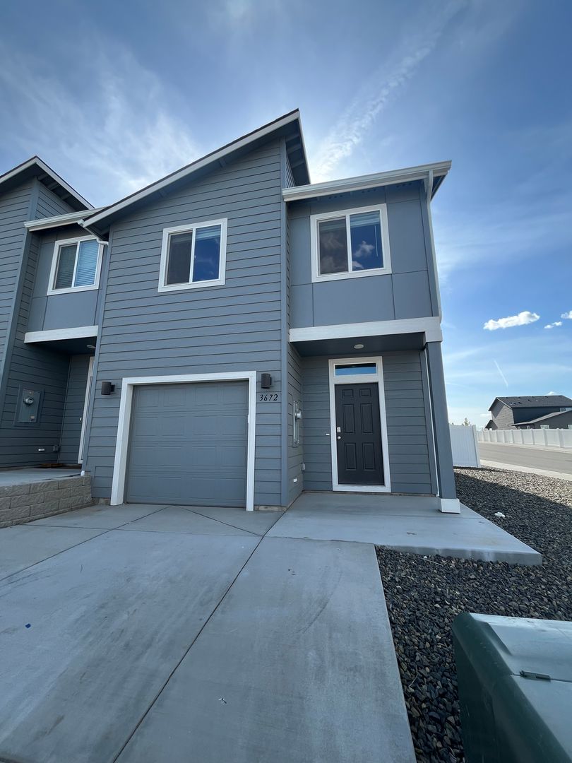 Kennewick Townhome: 3672 S Roosevelt St