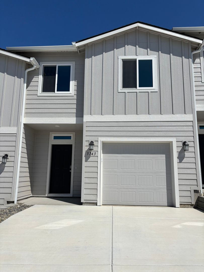 Kennewick Townhome: 3743 S Roosevelt PL