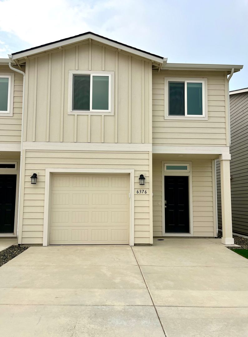 Kennewick Townhome: 6376 W 36th Pl