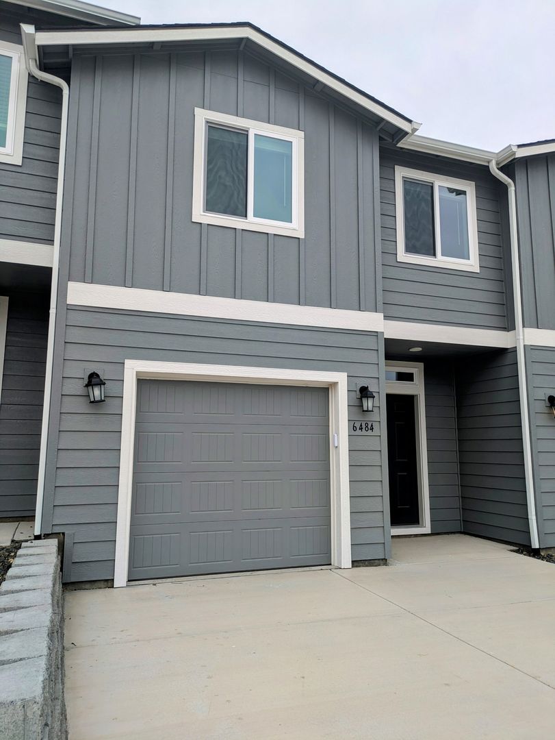 Kennewick Townhome: 6484 W 36th PL