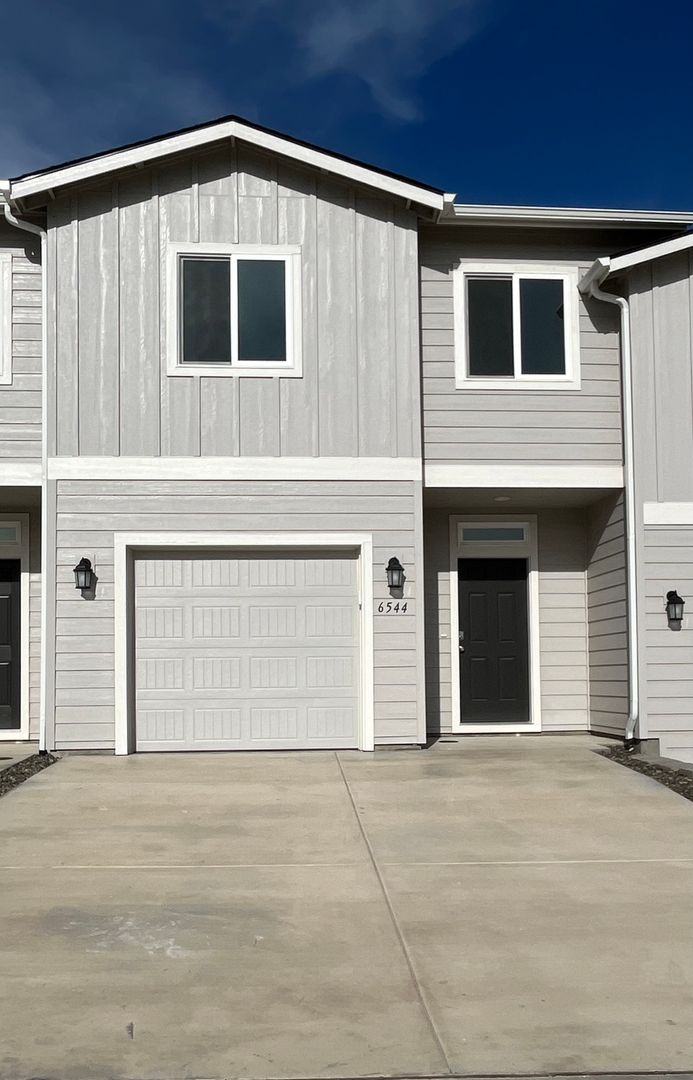 Kennewick Townhome: 6544 W 36th PL