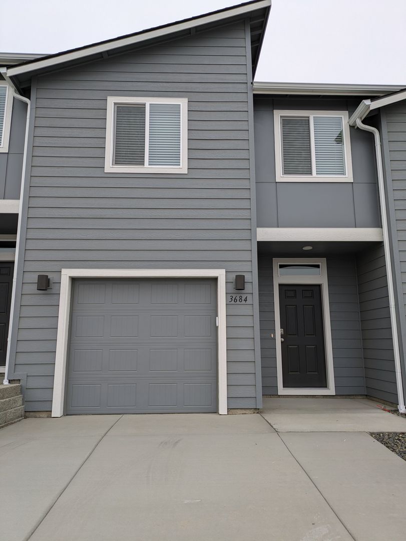 Kennewick Townhome: 3684 S. Roosevelt St.