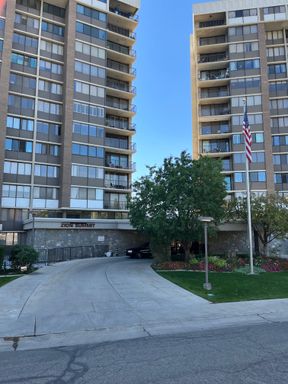 North Salt Lake 1 bed 1.5 bath Condo – photo 1