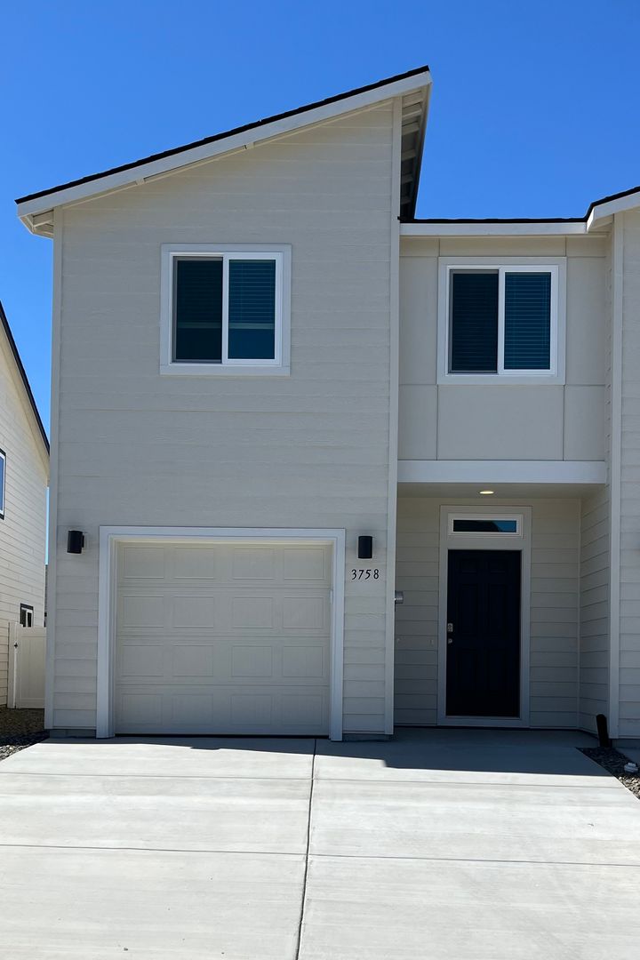 Kennewick Townhome: 3758 S Roosevelt PL