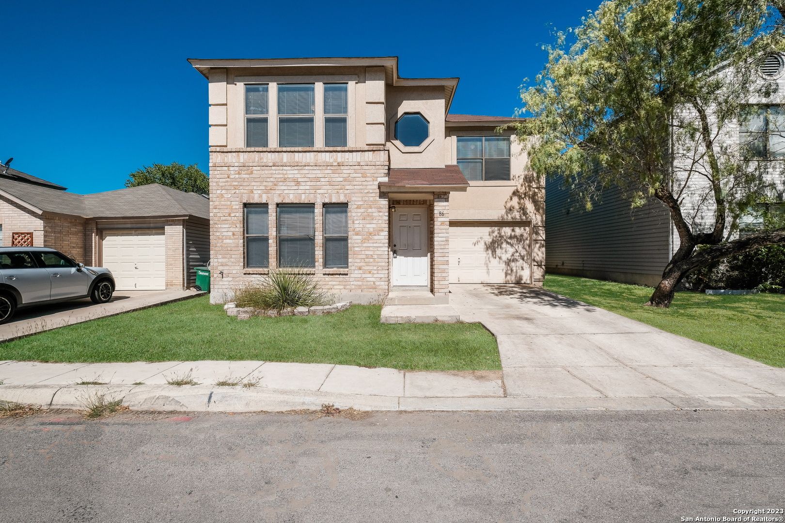 San Antonio House: 86 Mclennan Oak