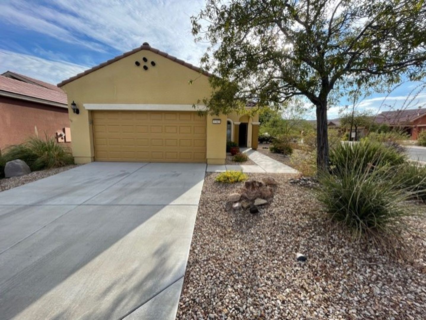 Mesquite House: 1342 Springdale
