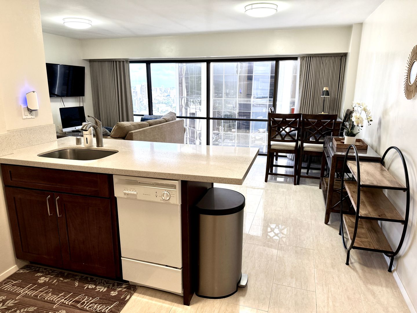 Honolulu Condo: 1088 Bishop Street, #3310