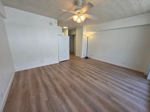 Fern Terrace - Renovated 2/2/1 with spacious lanai and washer/dryer in unit! – photo 1