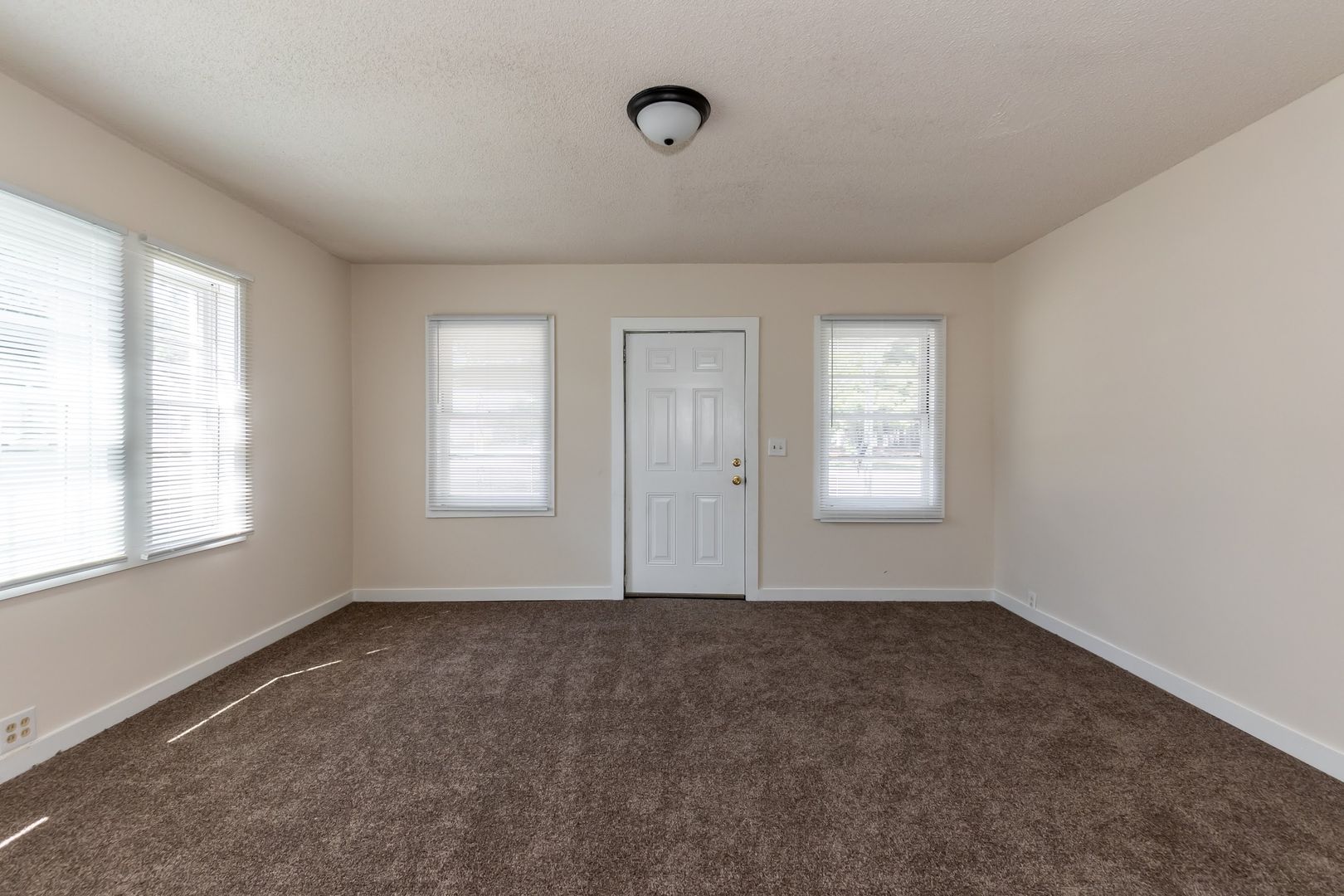 One bedroom home available in Dunn