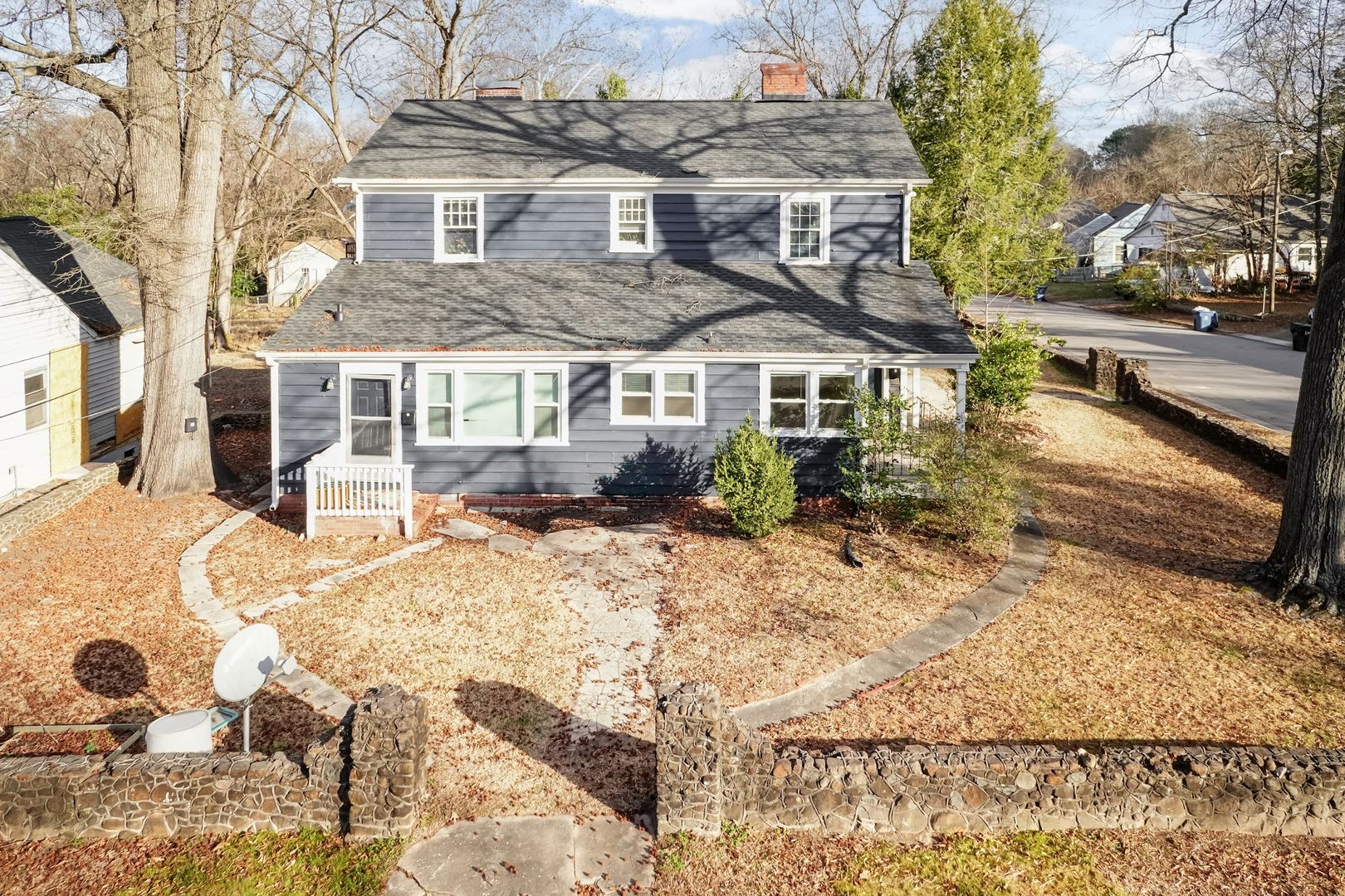 Durham House: 802A Park Ave