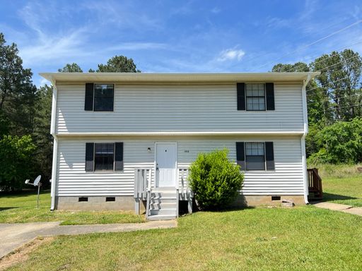 Updated 2 Bedroom Duplex in Durham – photo 1