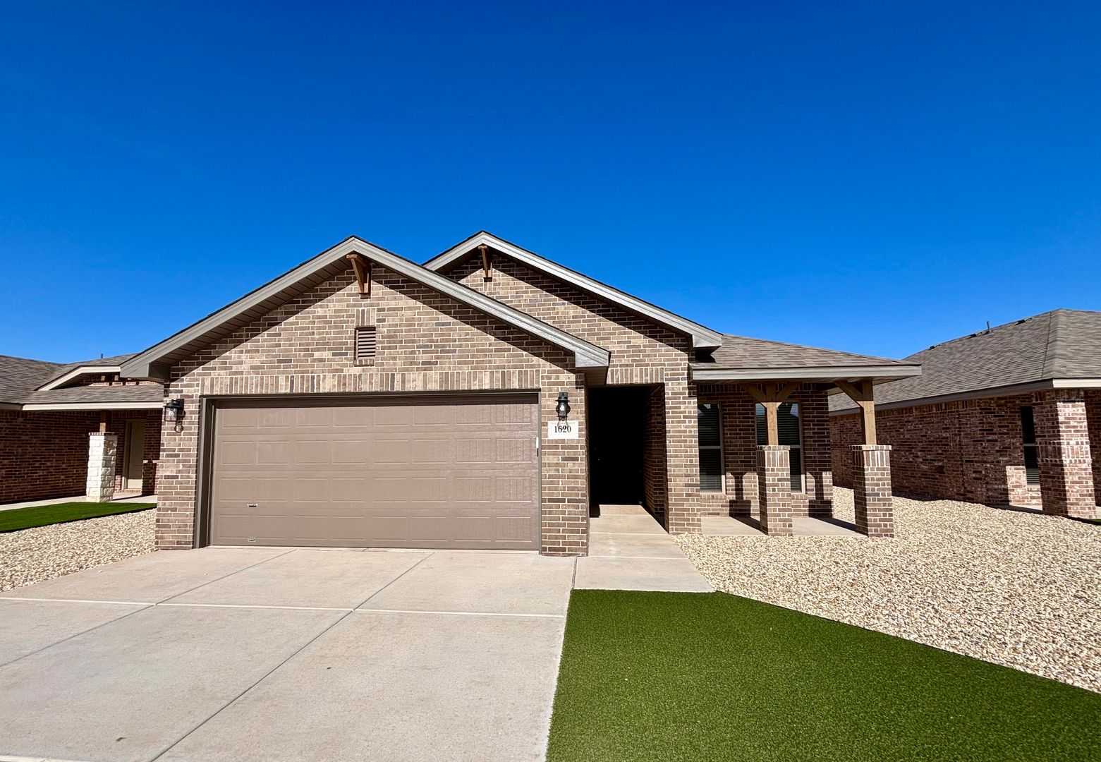 Lubbock House: 1620 132nd Street