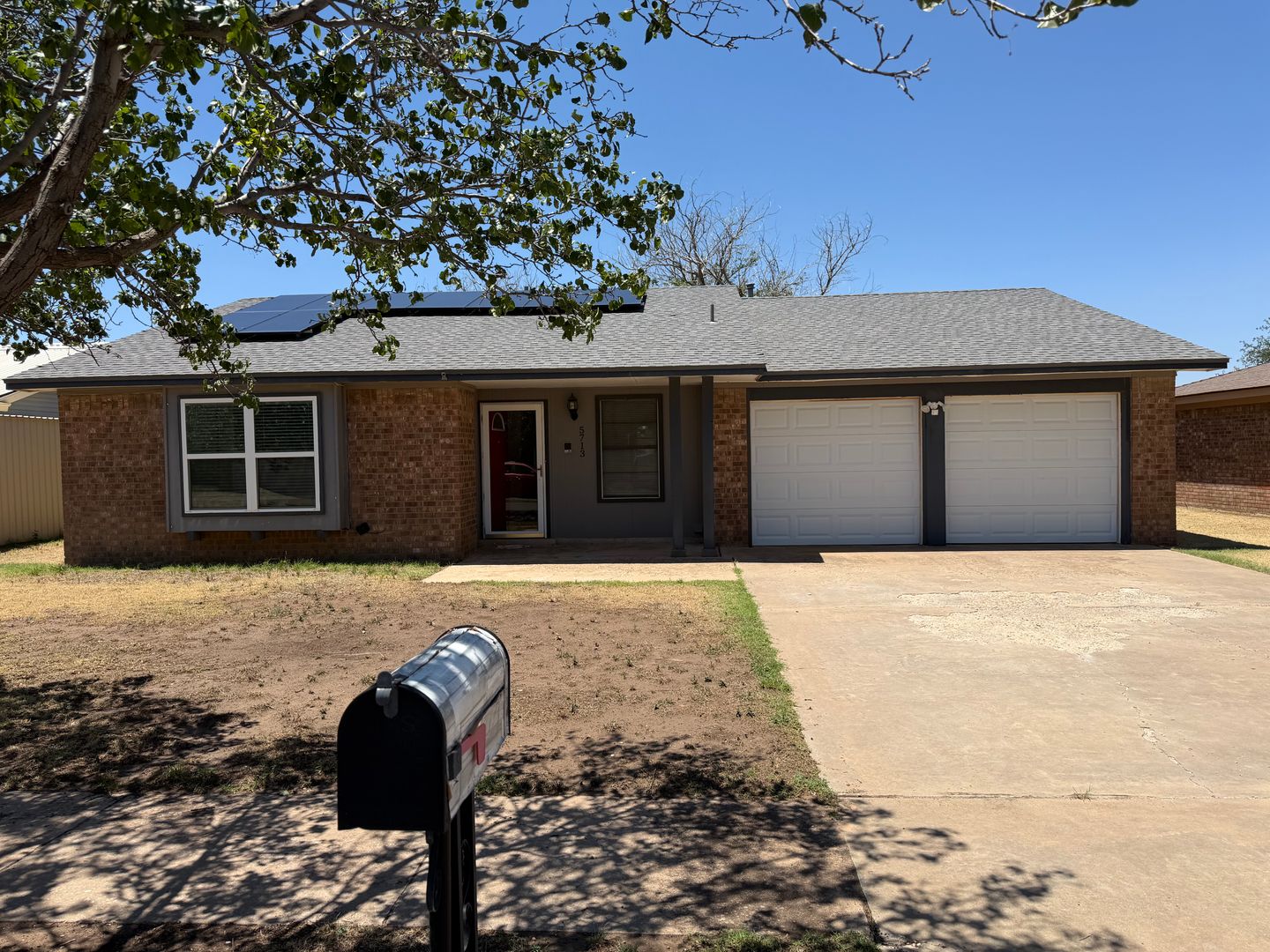 Lubbock House: 5713 1st Street
