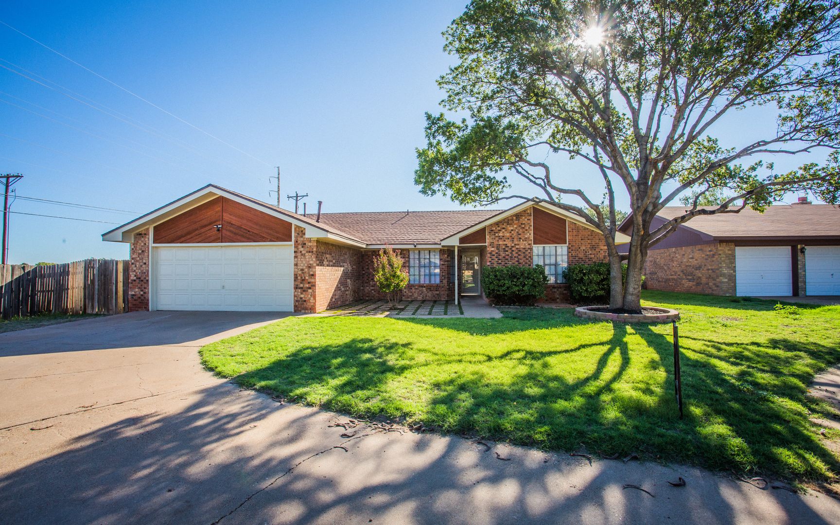Lubbock House: 3401 Essex Avenue