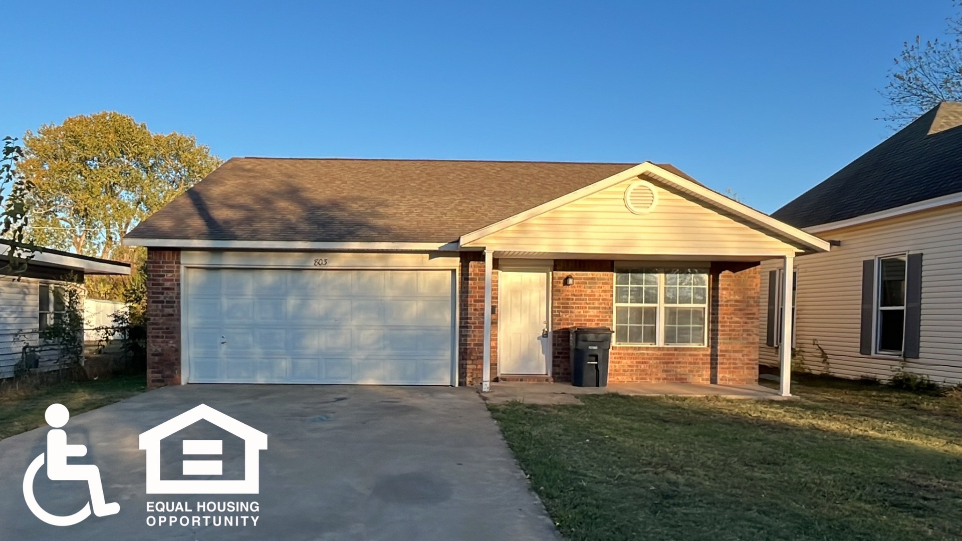 Barling Apartment: 1206 Fort Street