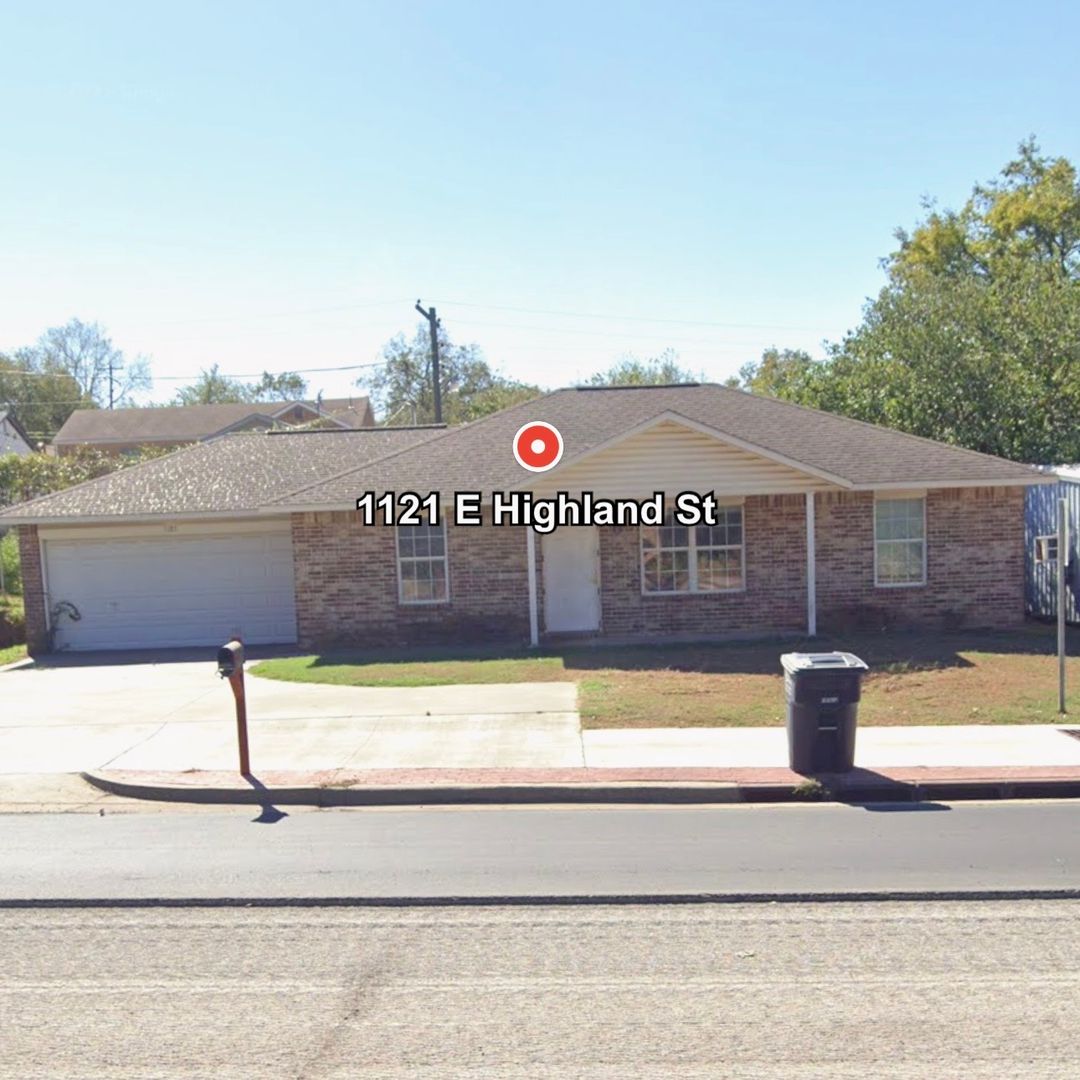 Barling Apartment: 1206 Fort Street