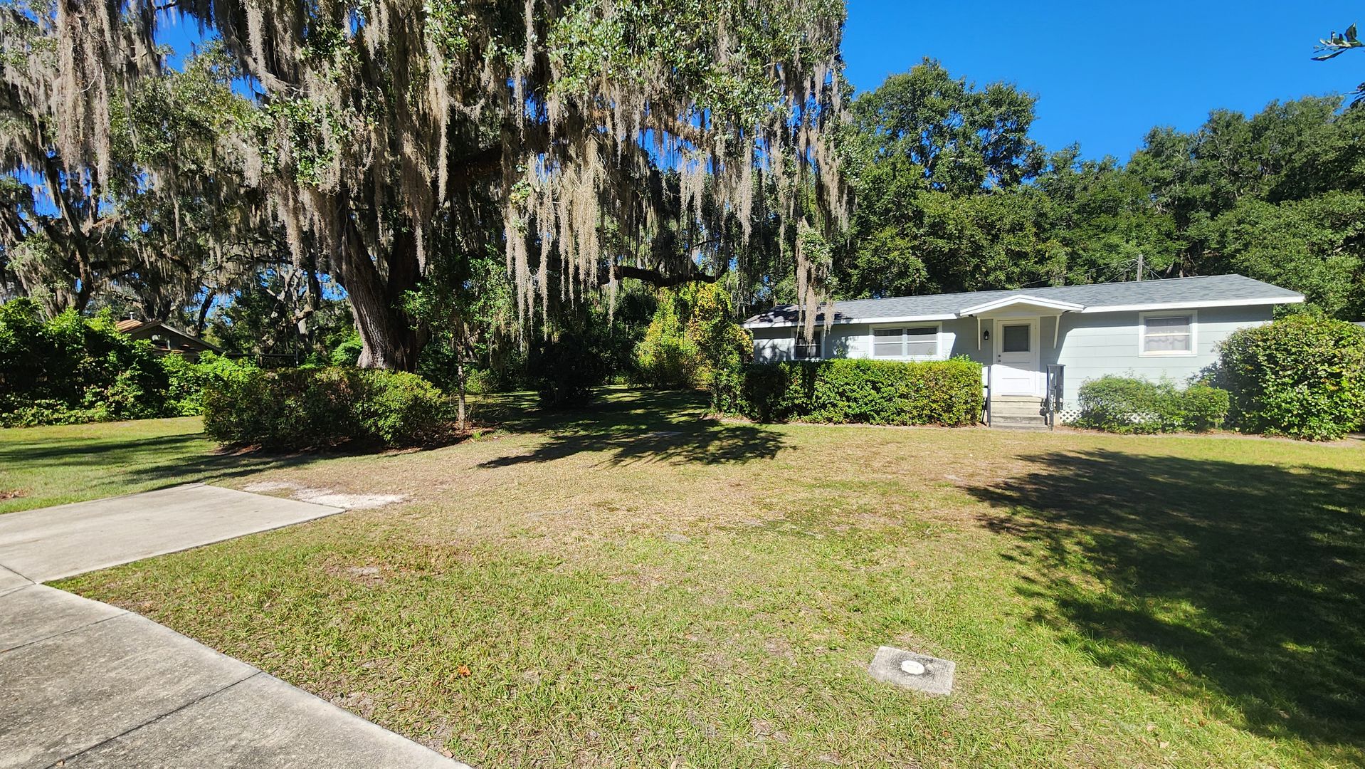 Gainesville House: 3310 NW 42nd Avenue