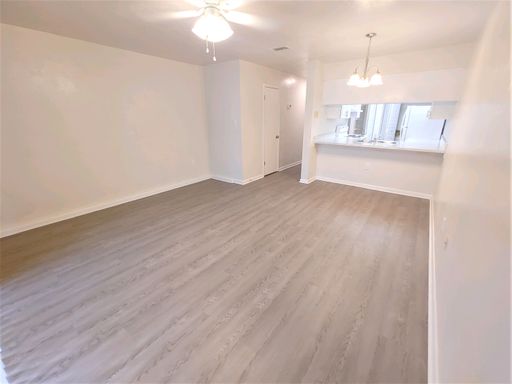 2/2.5 Townhome at Casablanca West – photo 1
