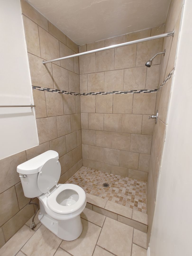 Gainesville Apartment: NW 25th Terrace