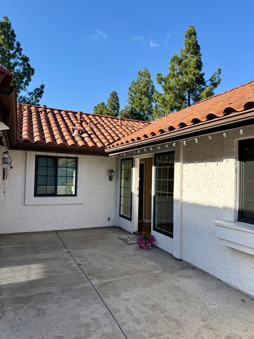 San Diego Condo: 16446 Avenida Venusto, #C