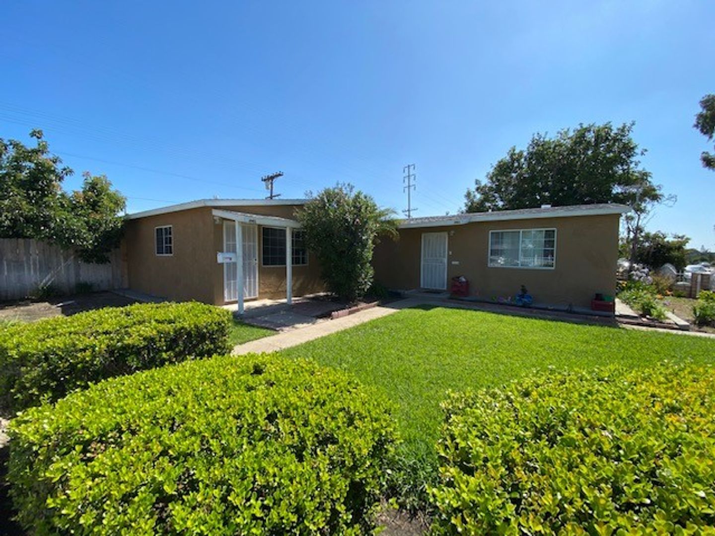San Diego Apartment: 4901 Frink Ave