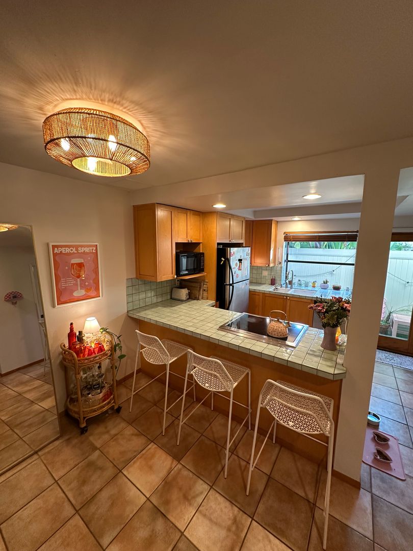 San Diego Townhome: 1221 Essex Street, #8