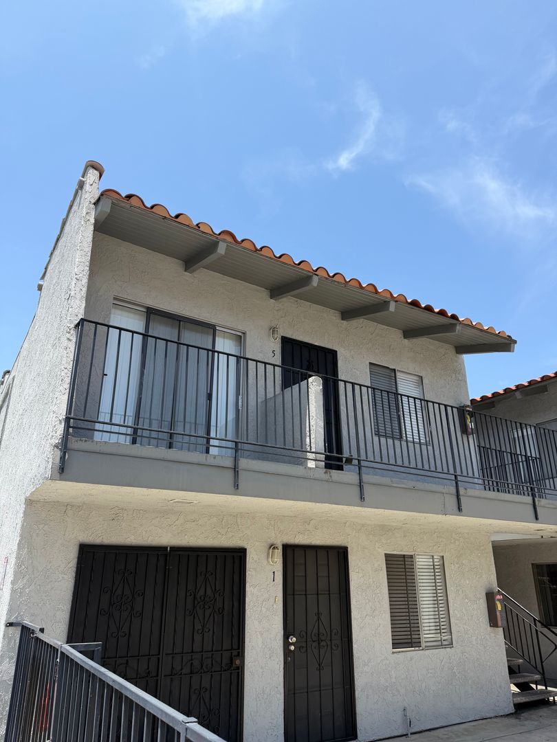 Buena Park Apartment: 5916 Burnham Ave.