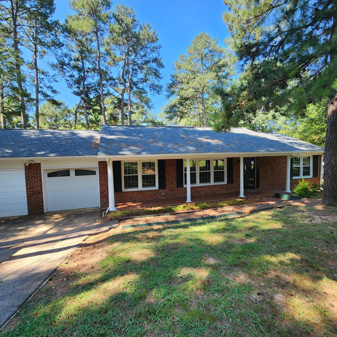 Raleigh House: 1521 Shelley Road