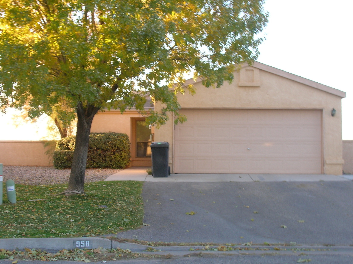 Rio Rancho House: 956 Harrison Dr. N.E.
