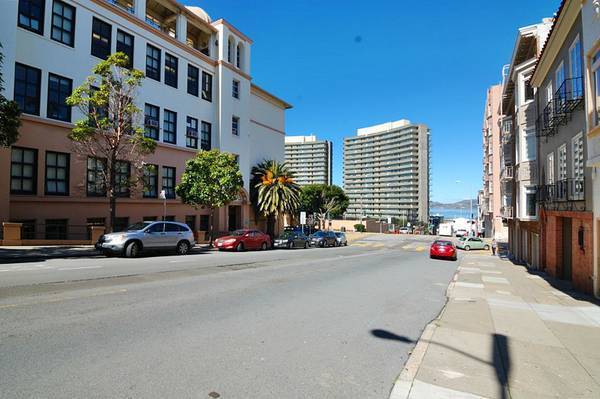 San Francisco Apartment: 2936 Polk Street