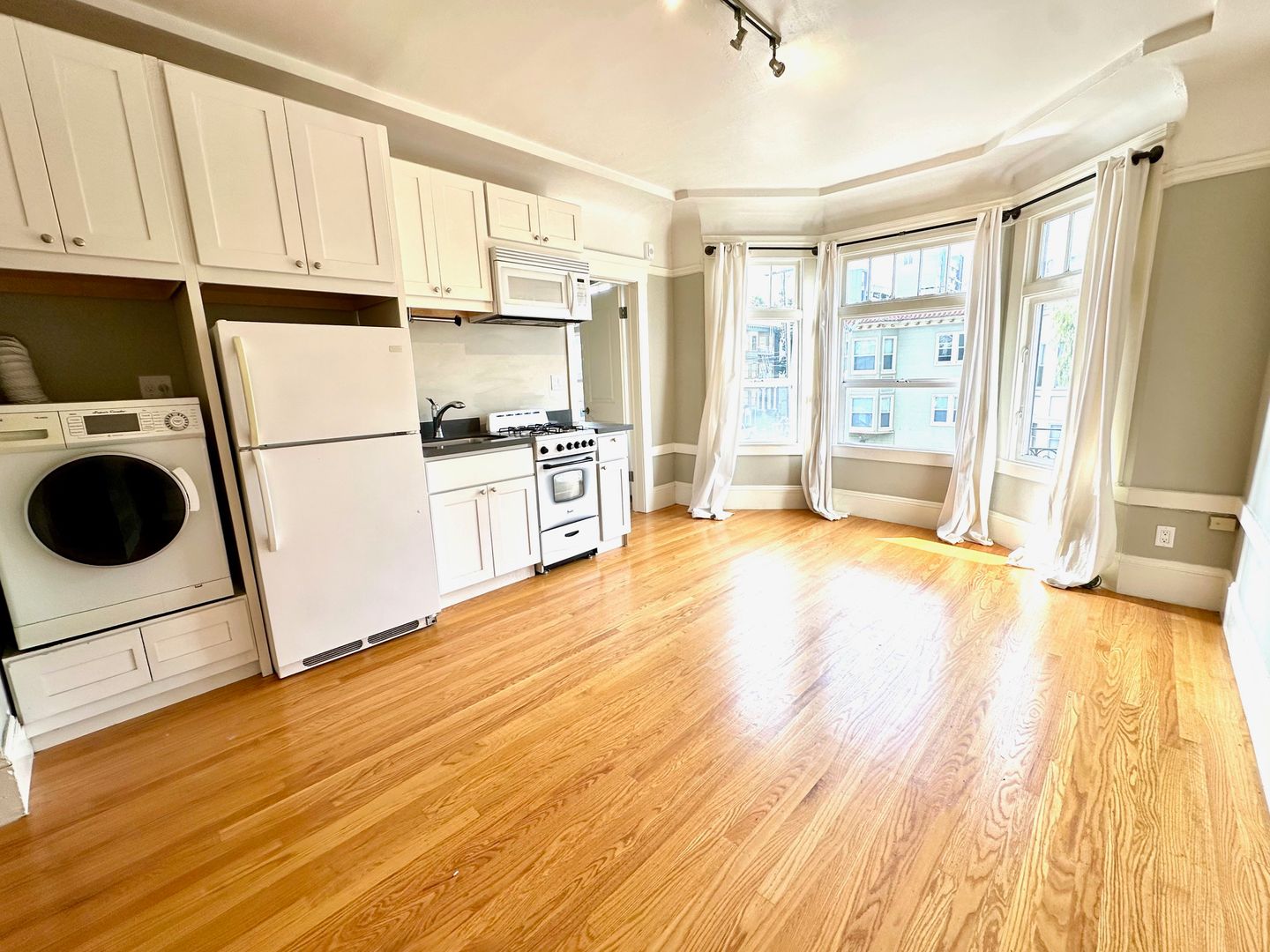 San Francisco Apartment: 295 - 299 Guerrero Street