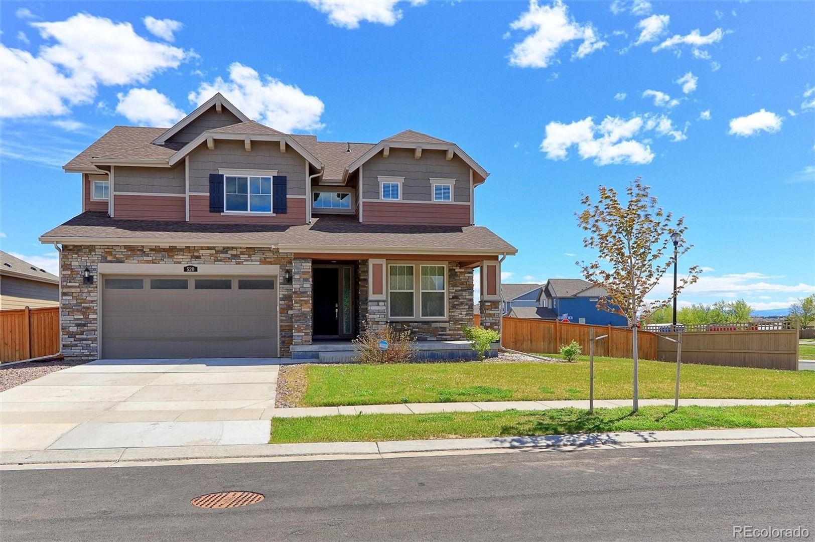 Broomfield House: 520 176th Ave