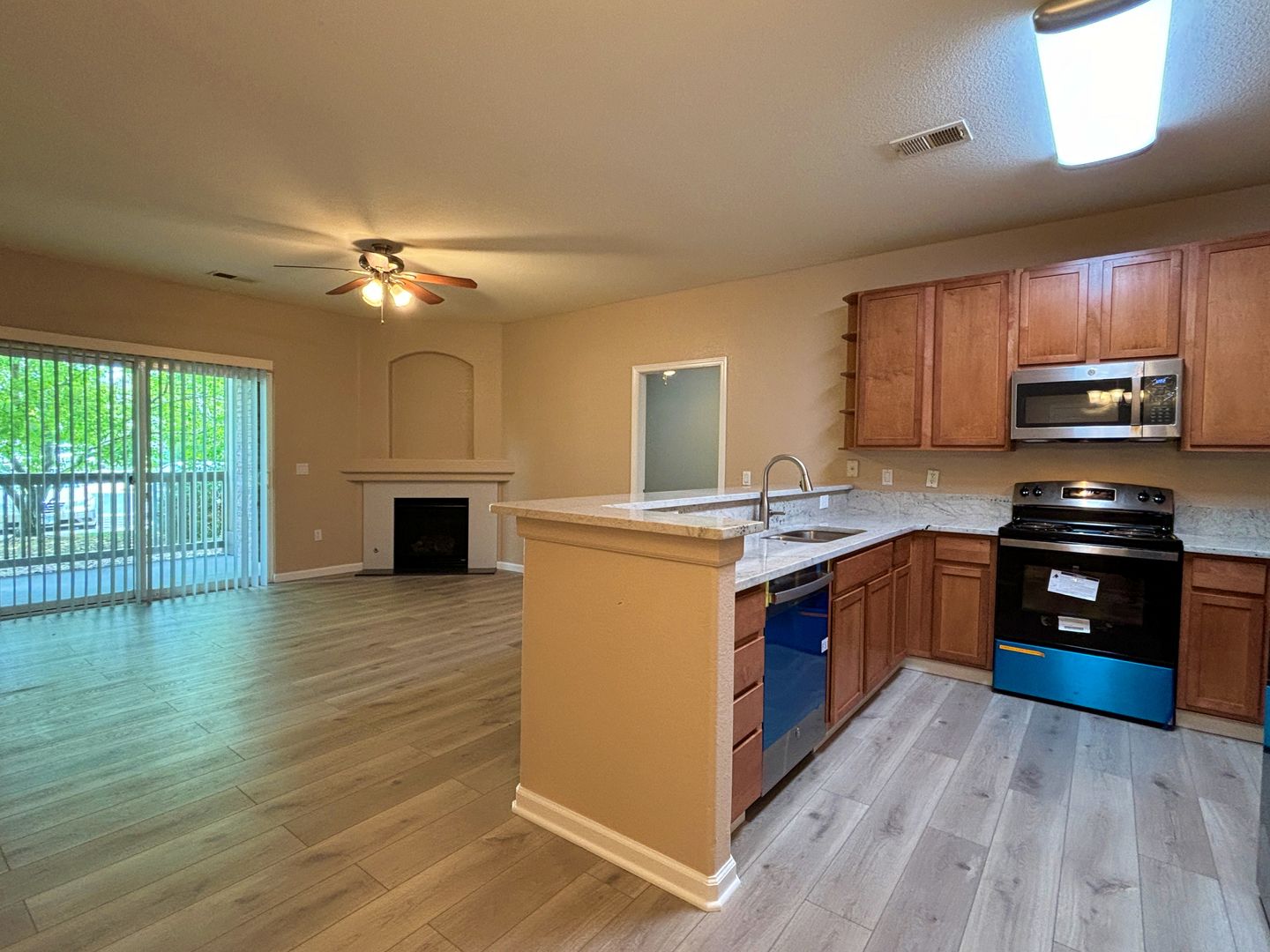 Aurora House: 23406 E 5th Pl