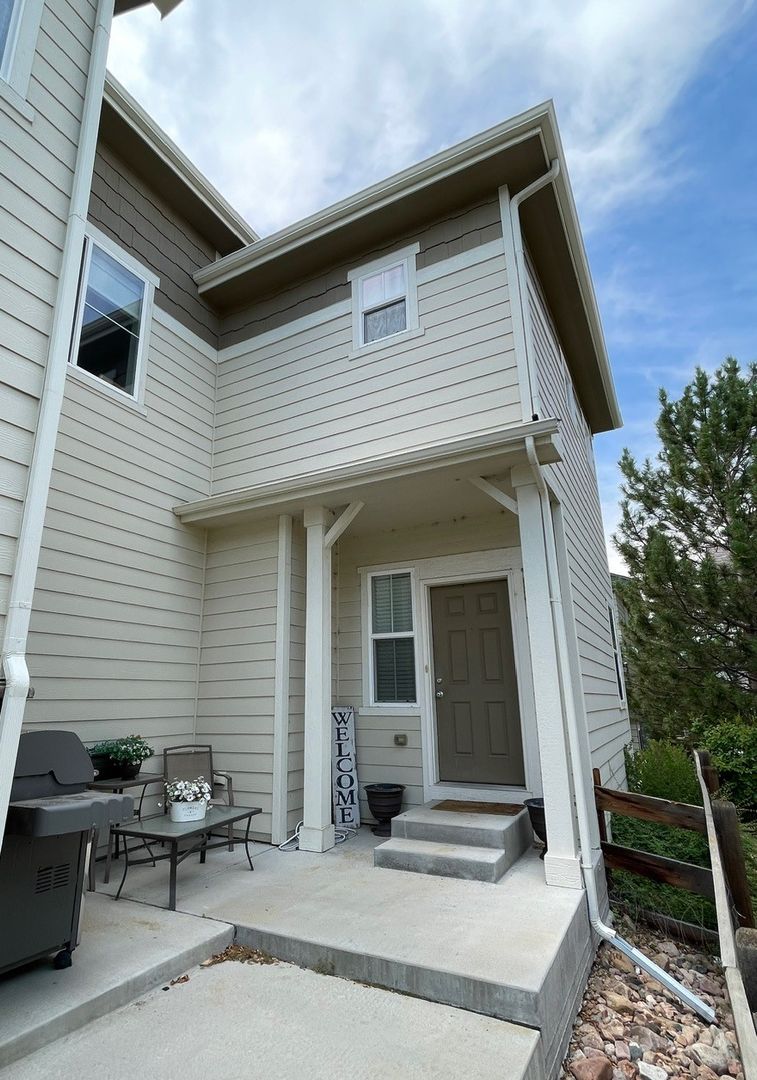 Thornton Townhome: 12948 Grant Cir W