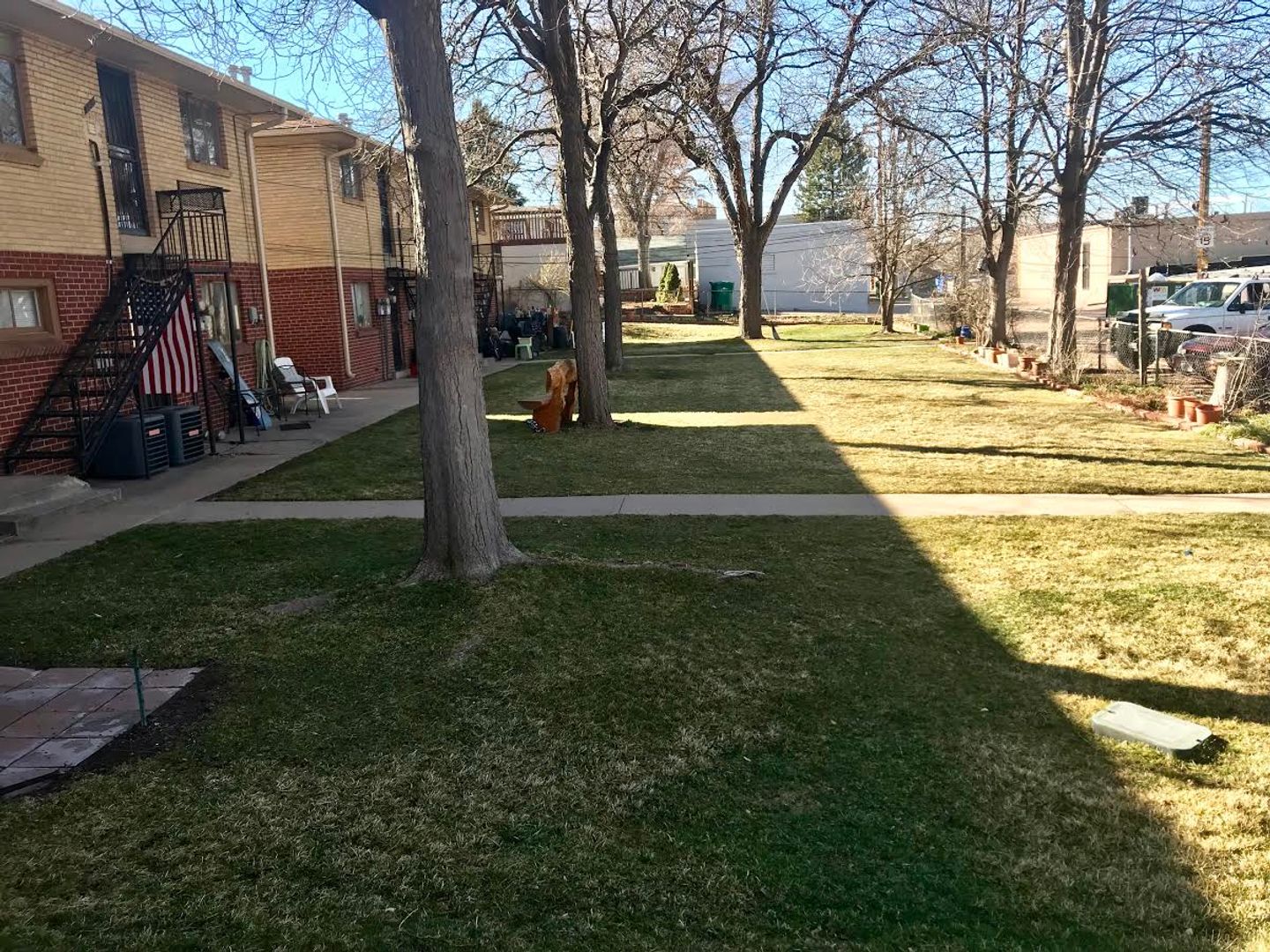 Englewood House: 3211 S Lincoln St