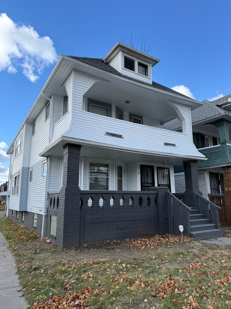 Cleveland Apartment: 3058 E 116th st