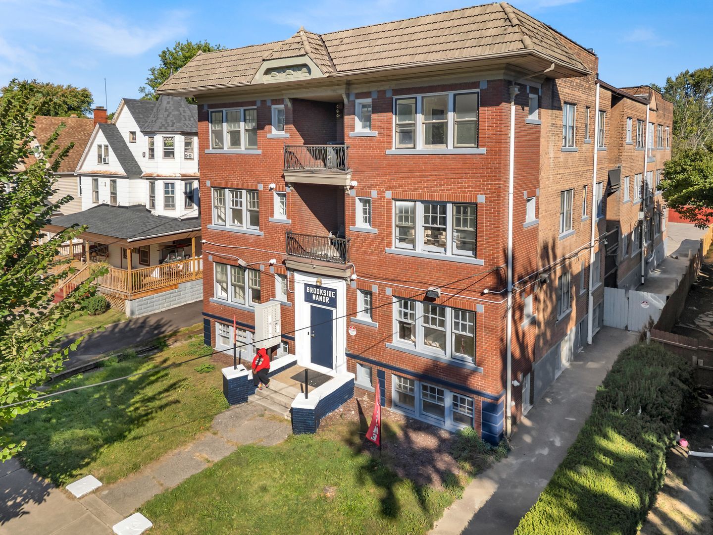 Cleveland Apartment: 3308 Archwood ave
